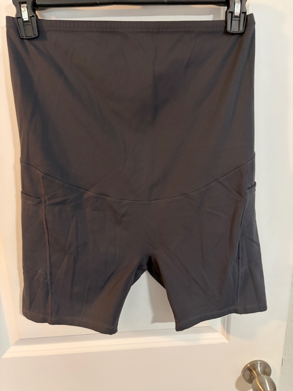 High-Waist Grey Women’s Active Short with Pockets